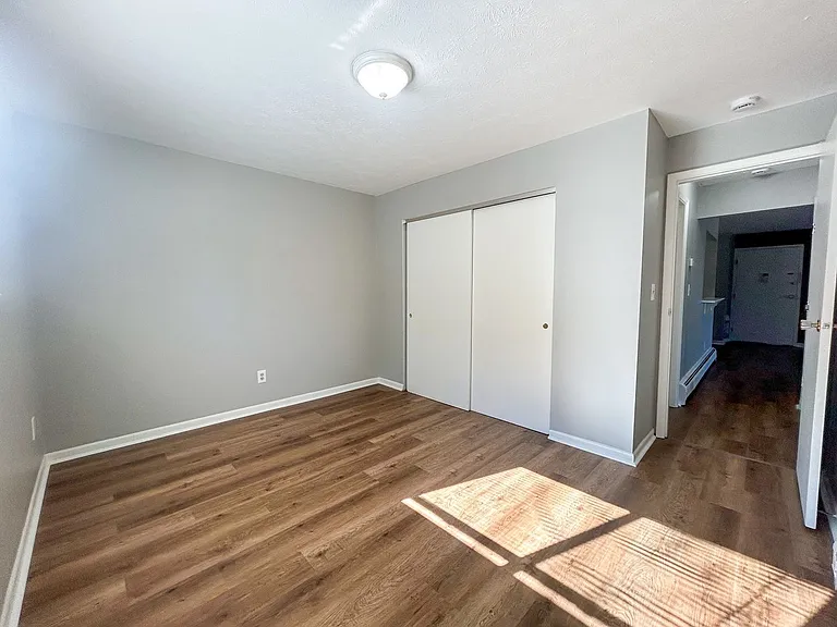 5910 Belmont Ave #3 — Photo 12