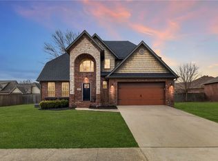 4001 Cortney Cir, Siloam Springs, AR 72761