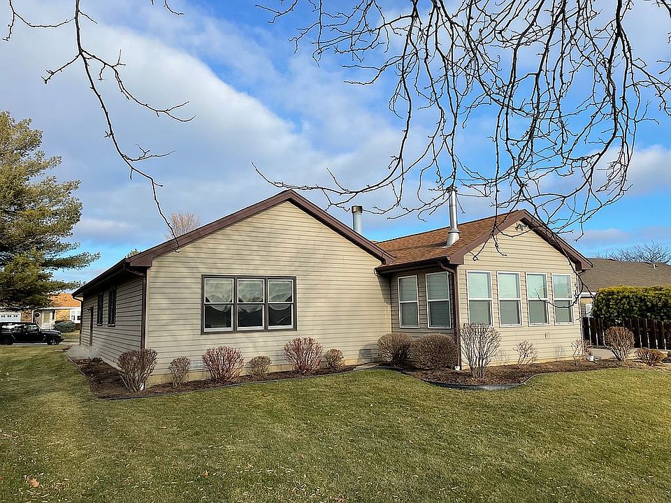 1st image of 4819 W Courtland Trl