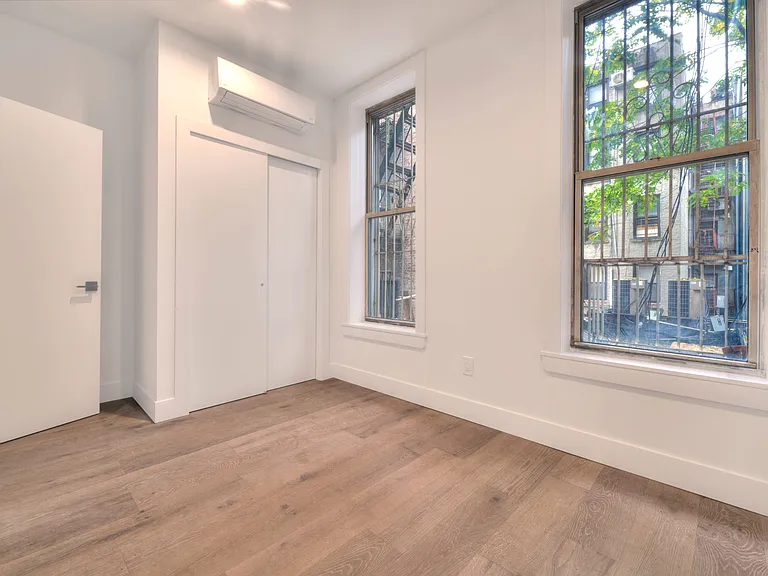 116 Suffolk St #1 — Photo 7