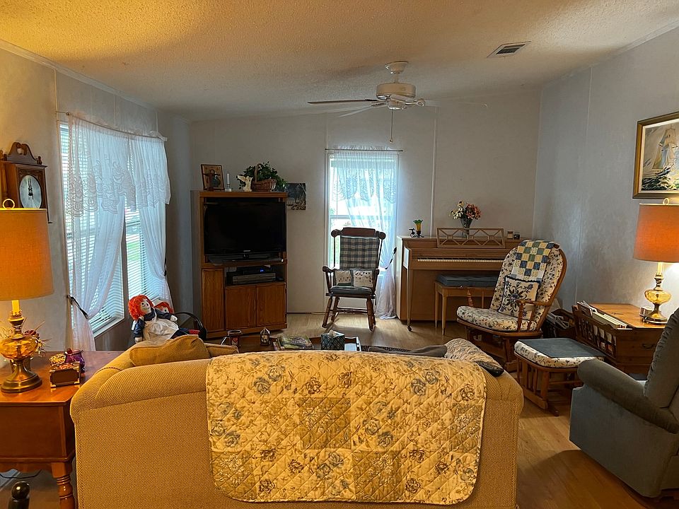 1st image of 612 Choo Choo Ln #612F