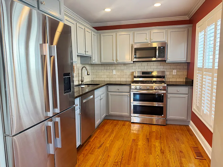 59 Liberty St #19 — Photo 3