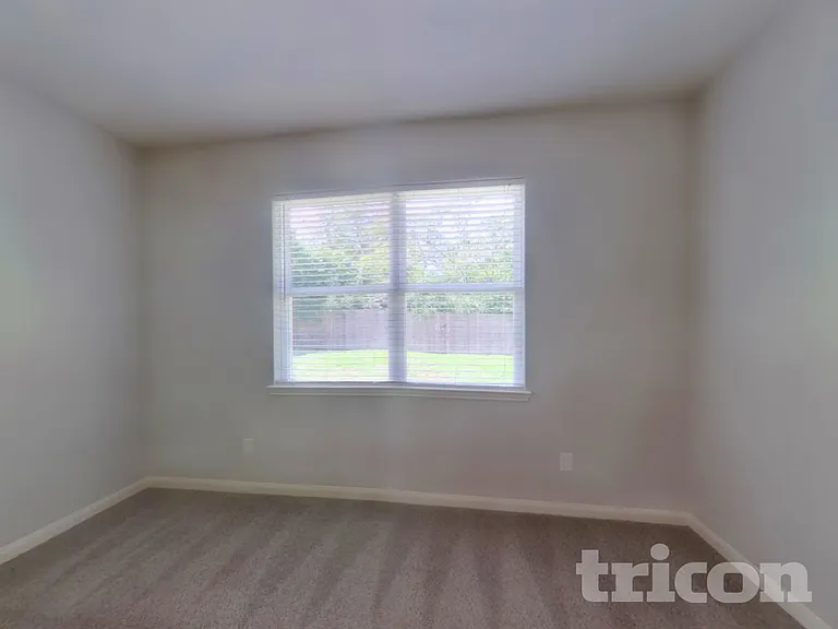 7526 Fettle Ln — Photo 7