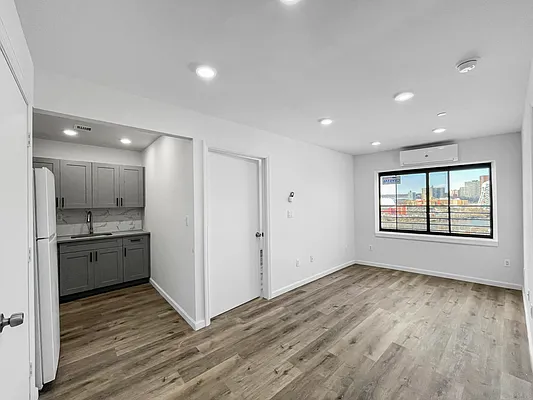 Rented by Skyward | media 4