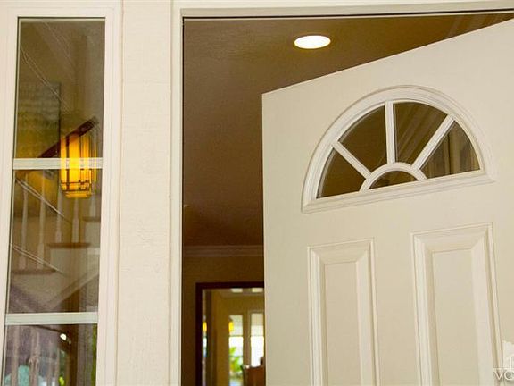 3rd image of 785 Oak Branch Dr