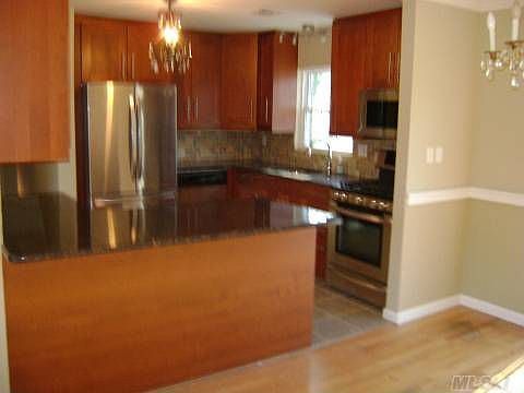 3rd image of 432 Pacific St