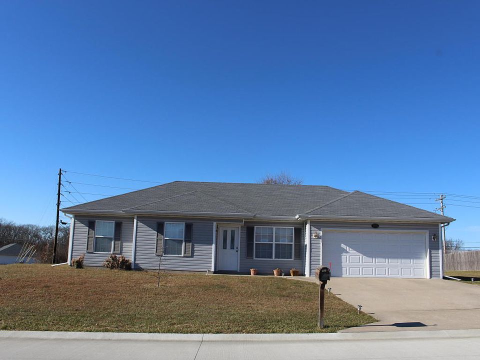 1st image of 5113 N Montgomery Dr
