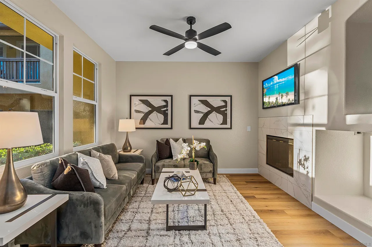 2 bed, 2.5 bath, 1246 sqft, $6,500 — Photo 3
