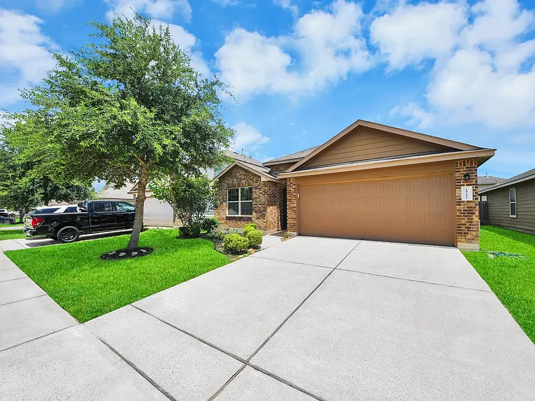 14111 Brunswick Place Dr — Photo 3