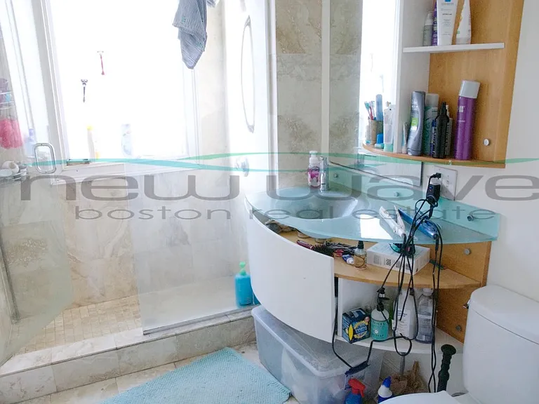 64 Fisher Ave #2 — Photo 10