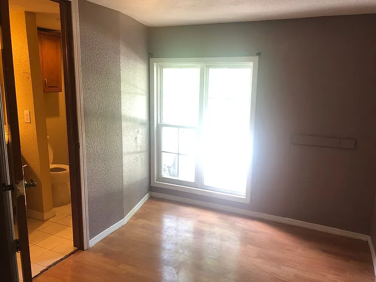 27 Skyline Dr — Photo 3