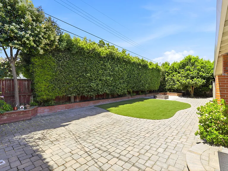 872 W Knickerbocker Dr — Photo 34