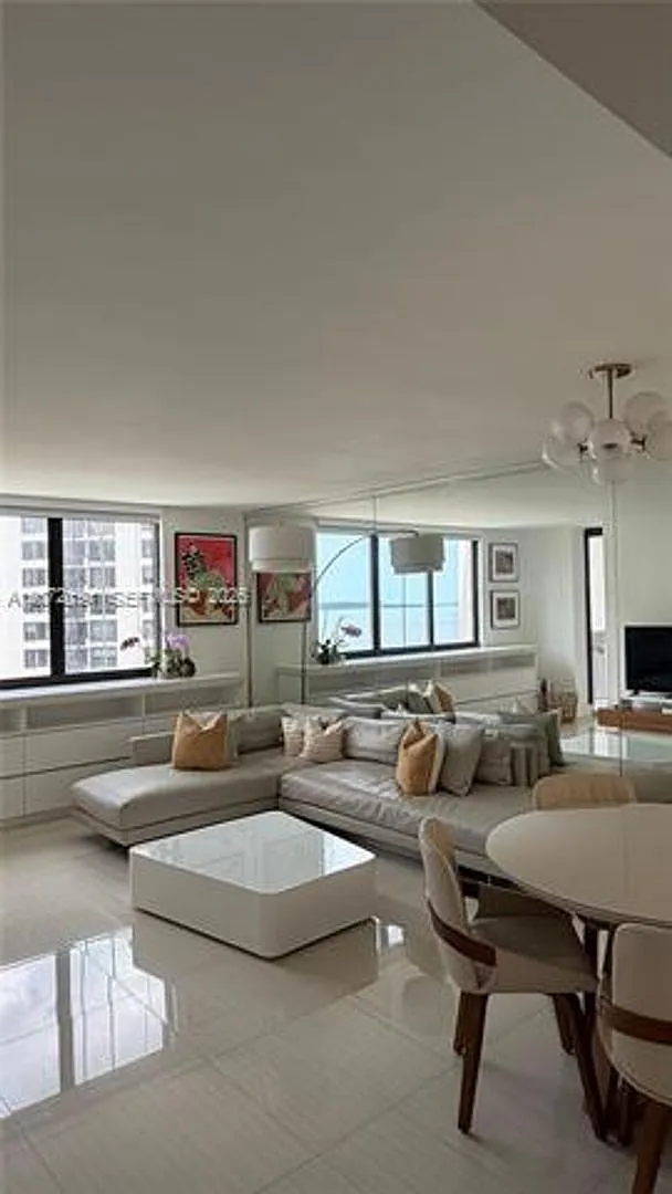 540 Brickell Key Dr cu-1101, Miami, FL 33131 — Photo 3