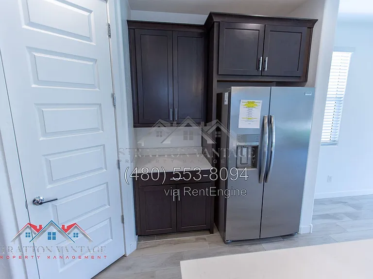 4204 E Enmark Dr — Photo 24