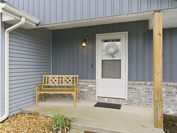 3rd image of 208 E Seminole Street