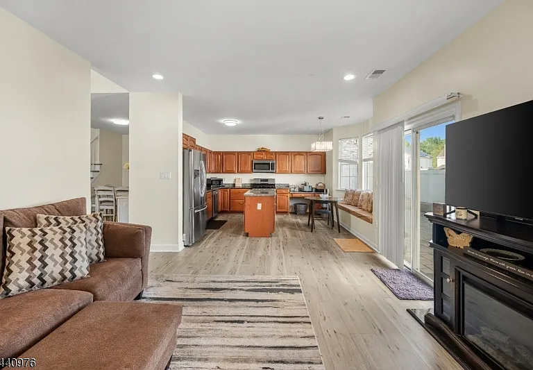 41 Tall Oaks Ct — Photo 20