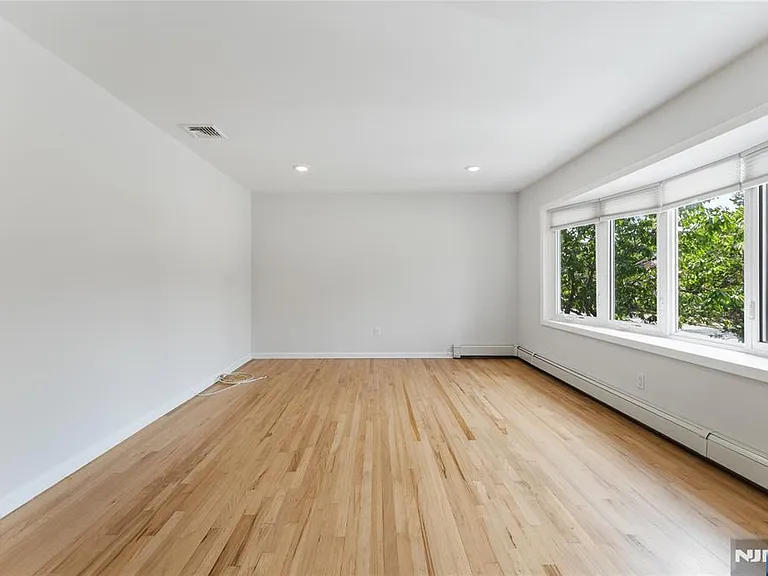 312 Glen Ave #1 — Photo 10