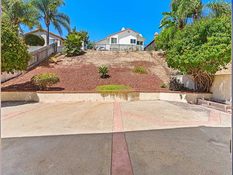 4626 Tarantella Ln — Photo 28