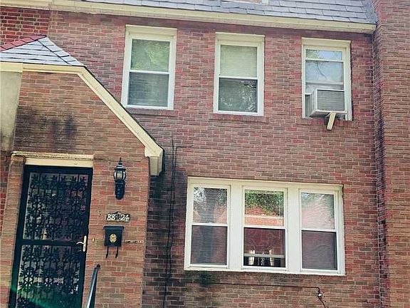 5th image of 8824 207th St