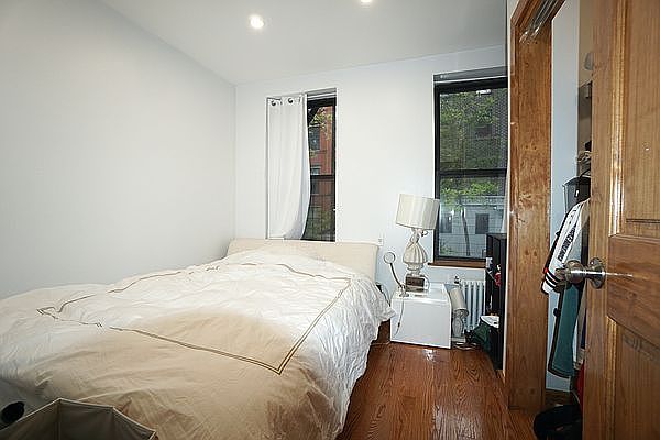 1st image of 263 E 10th St #5