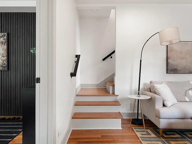 2408A Inga St — Photo 10