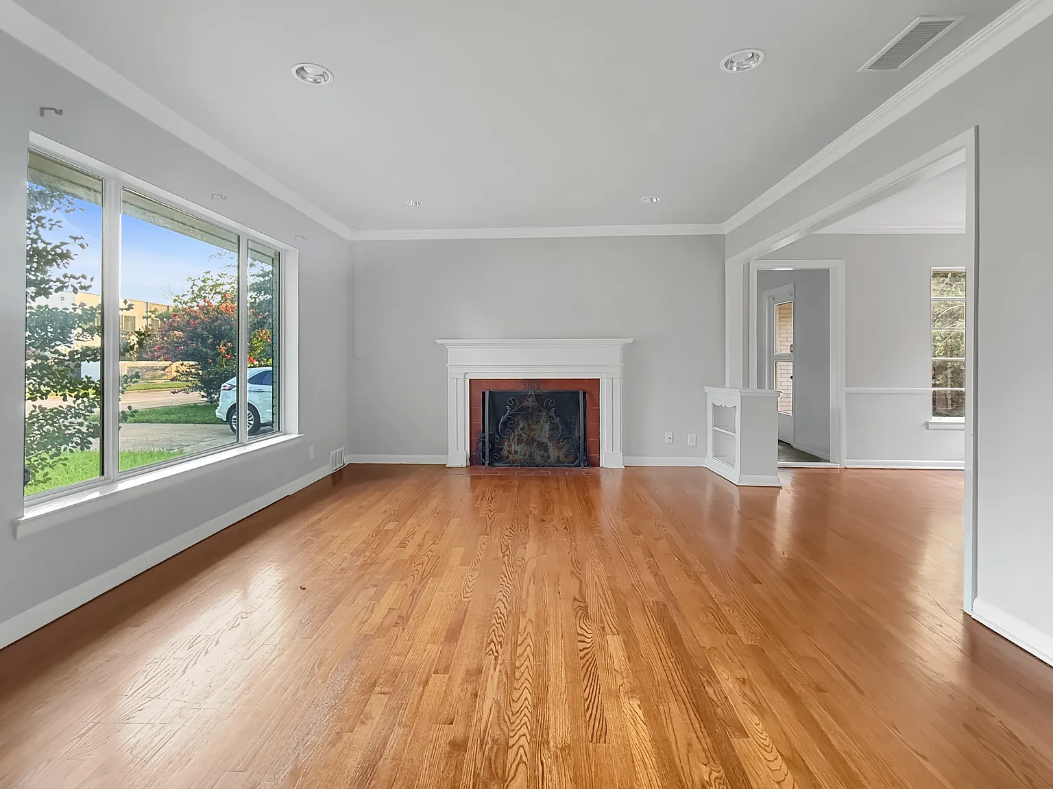 3 bed, 1504 sqft, $3,100 — Photo 4