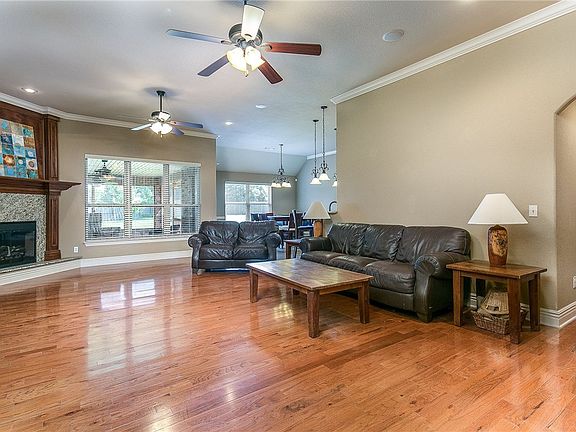 5th image of 1402 Summerfield Ave