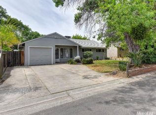 2133 Violet St, Sacramento, CA 95825