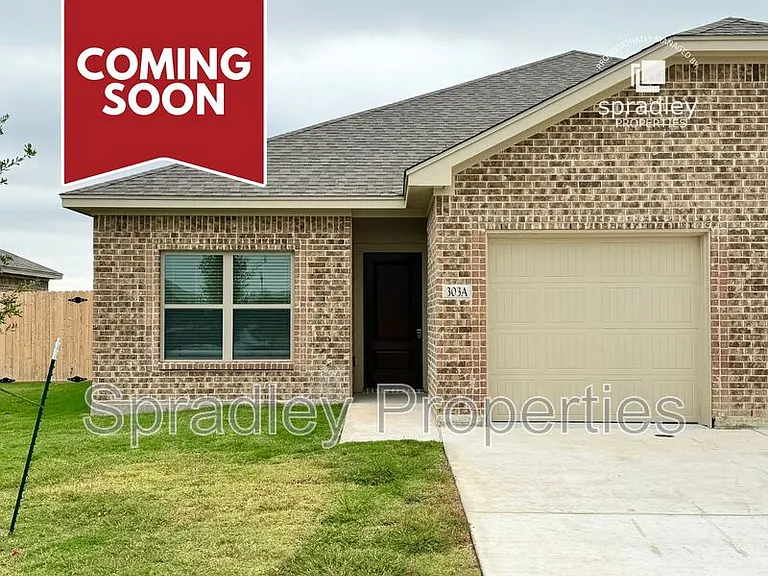 303A Juniper Dr — Photo 1