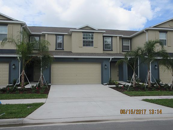 2nd image of 15168 Harrington Cove Dr