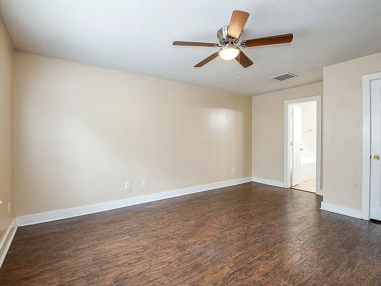 5830 Silver Oak — Photo 14