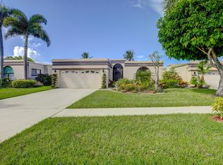 6650 Fountains Cir, Lake Worth, FL 33467