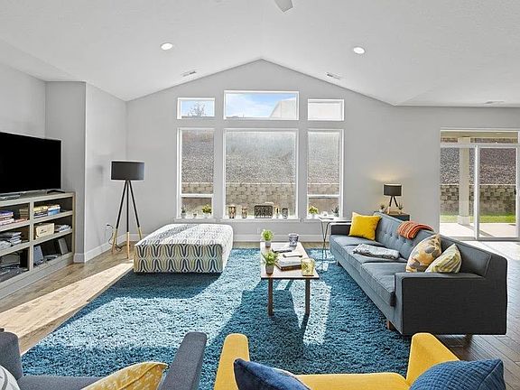 5th image of 4902 Bighorn Dr