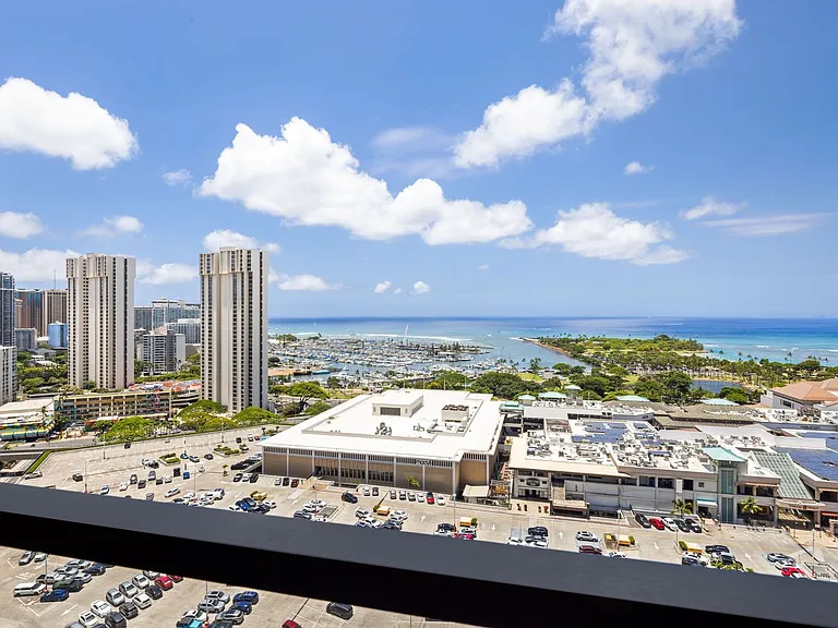 1555 Kapiolani Blvd #2000 — Photo 5