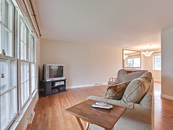 5th image of 1458 E Joyce Ave
