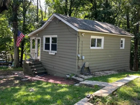 28 Harvard Trl, Hopatcong Boro, NJ 07843