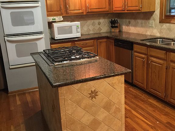 Granite & Italian limestone