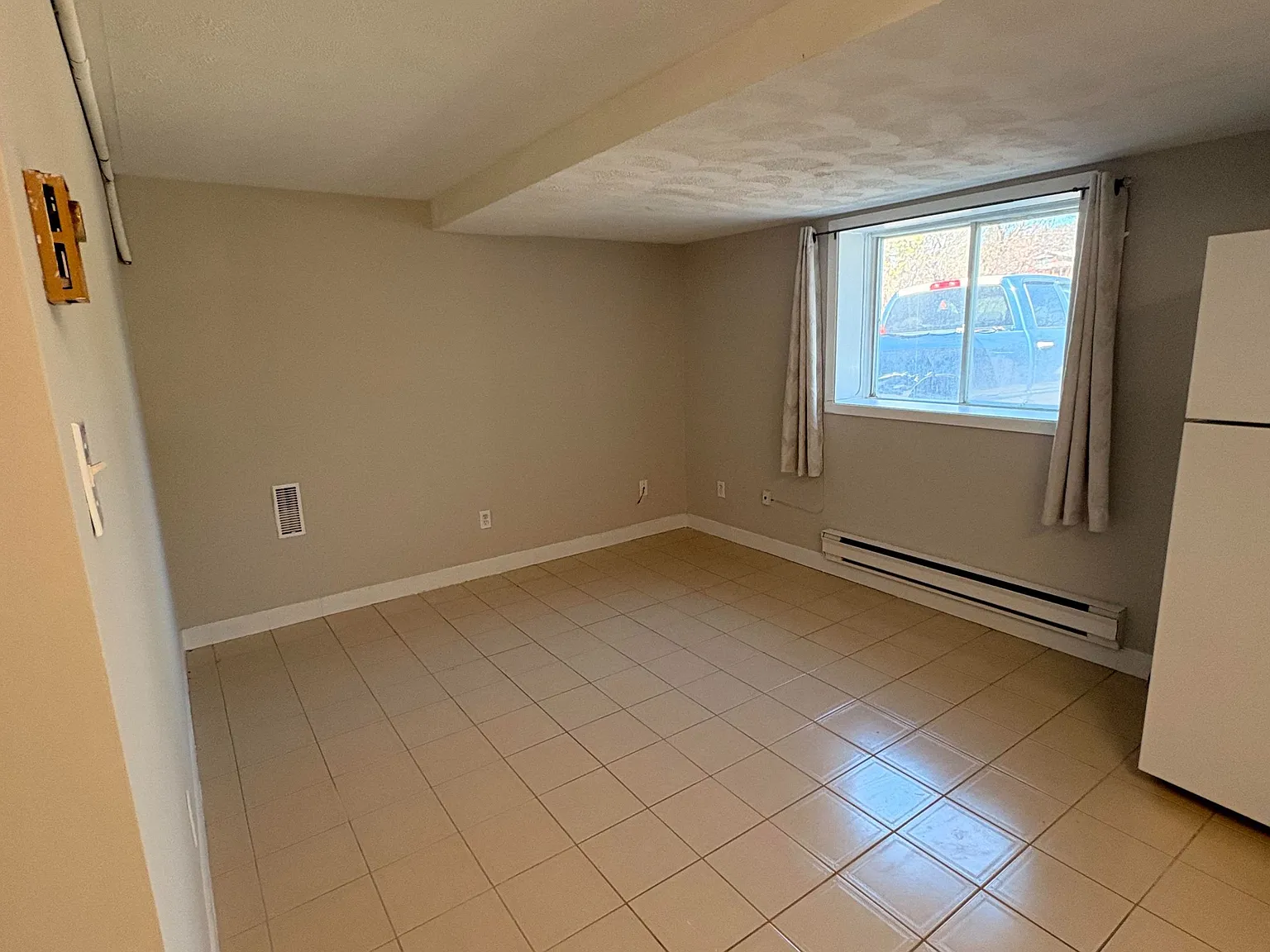 1 bed, $1,600 — Photo 2