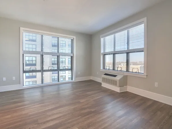 32 Oakland Avenue image 19 of 32