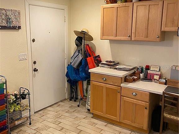 5th image of 380 N Bayshore Blvd APT 205