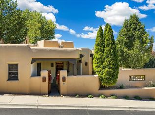 23 Centaurus Ranch Rd, Santa Fe, NM 87507