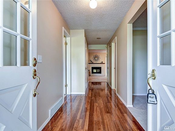 5th image of 15240 116th Pl NE