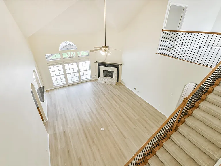 11918 Mariposa Canyon Dr — Photo 41
