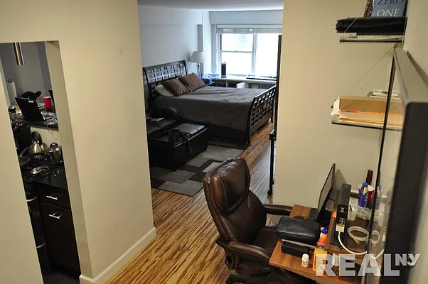 Rented by REAL New York | media 8