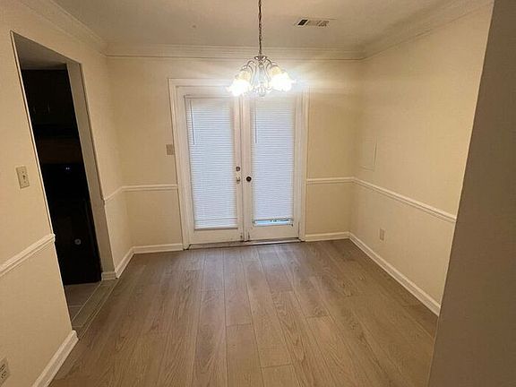 4th image of 3105 Spruce Cir