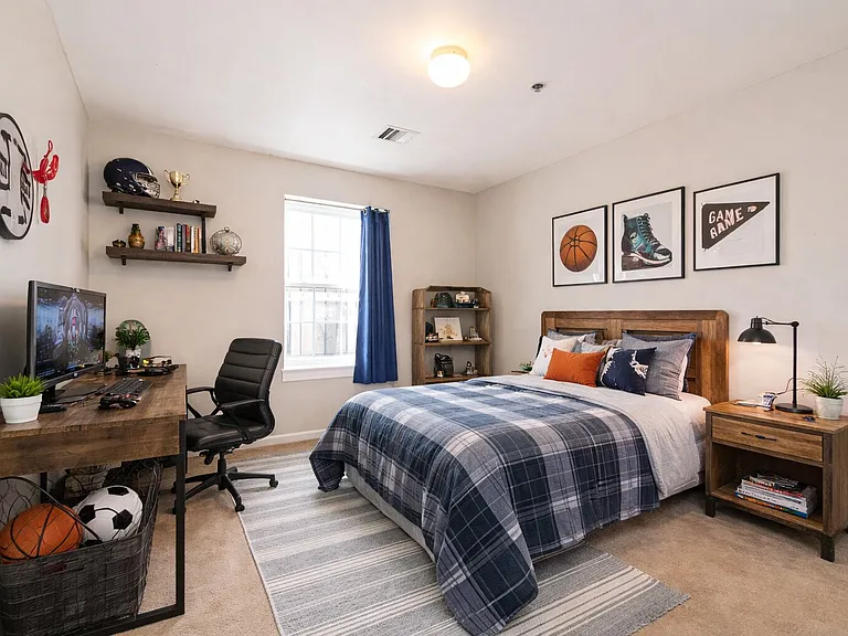 279 Orange St #1 — Photo 13