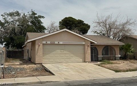 3rd image of 2450 Oak Glen Way