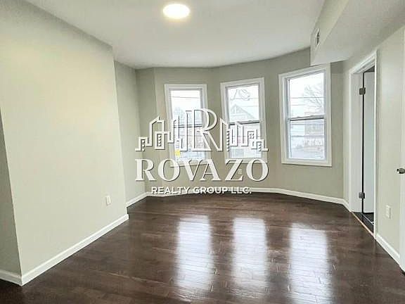 3rd image of 445 Avon Ave Floor 2