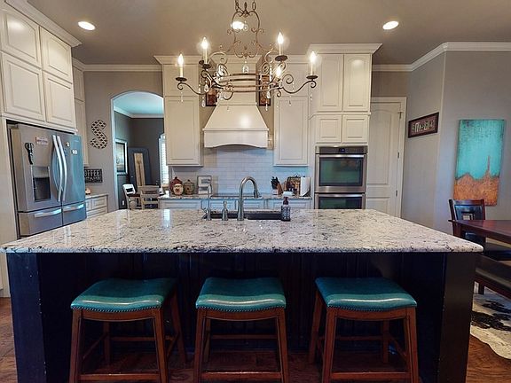 4th image of 5313 Oak Valley Dr