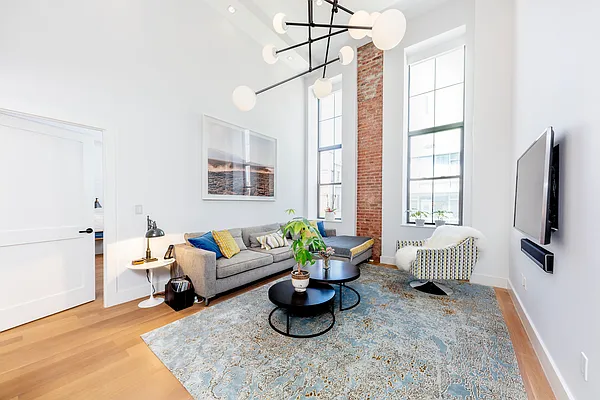 Rented by Compass | media 22